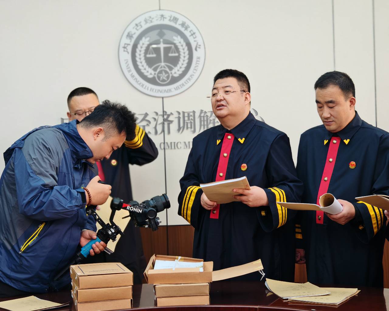 「直问大律师」首支品牌宣传片正式杀青！